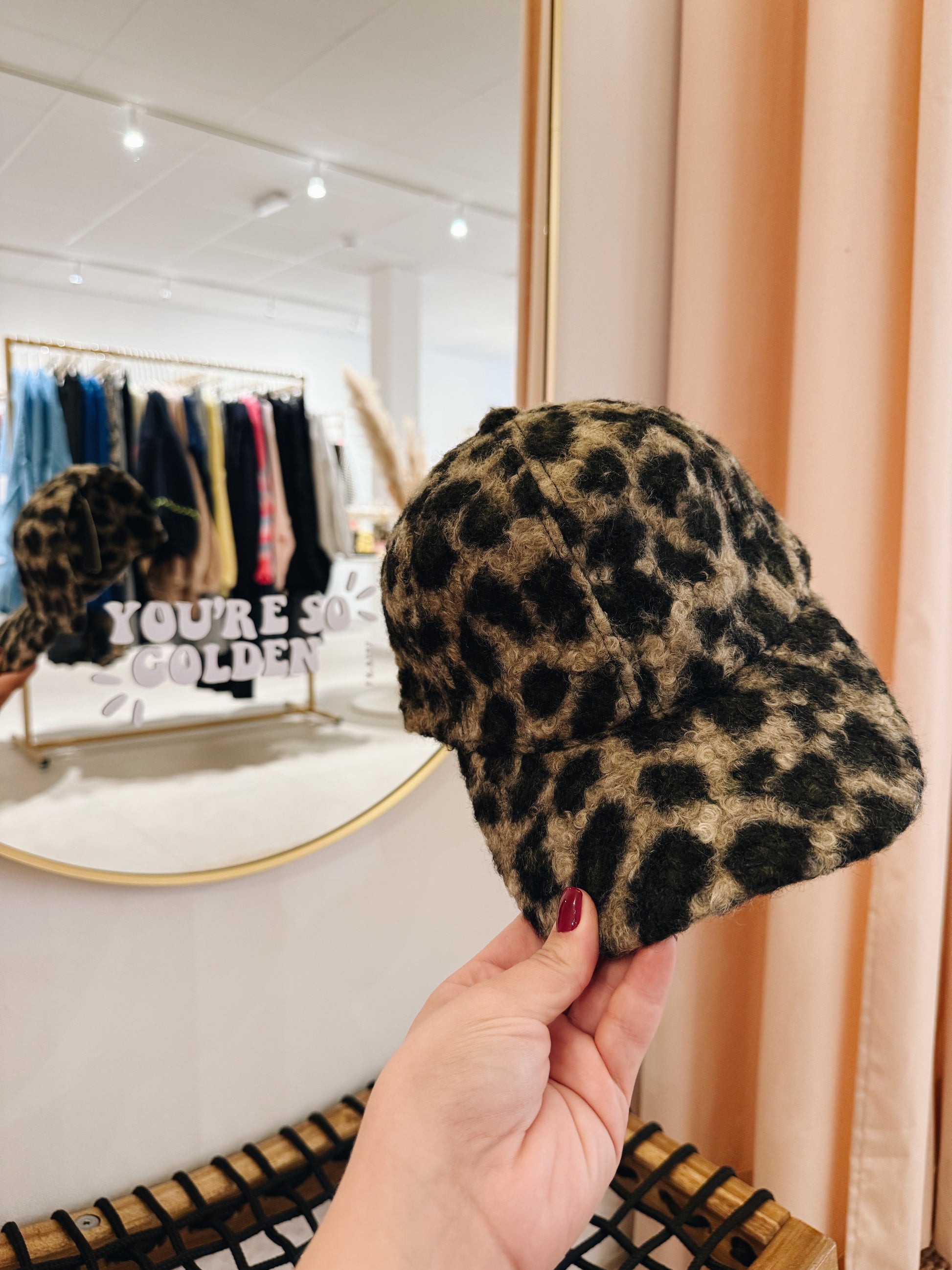 Leopard Cap
