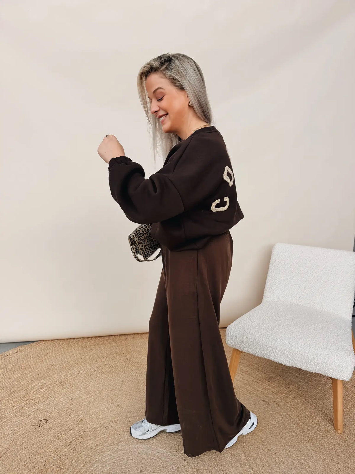 Coffee Addict Sweater Choco