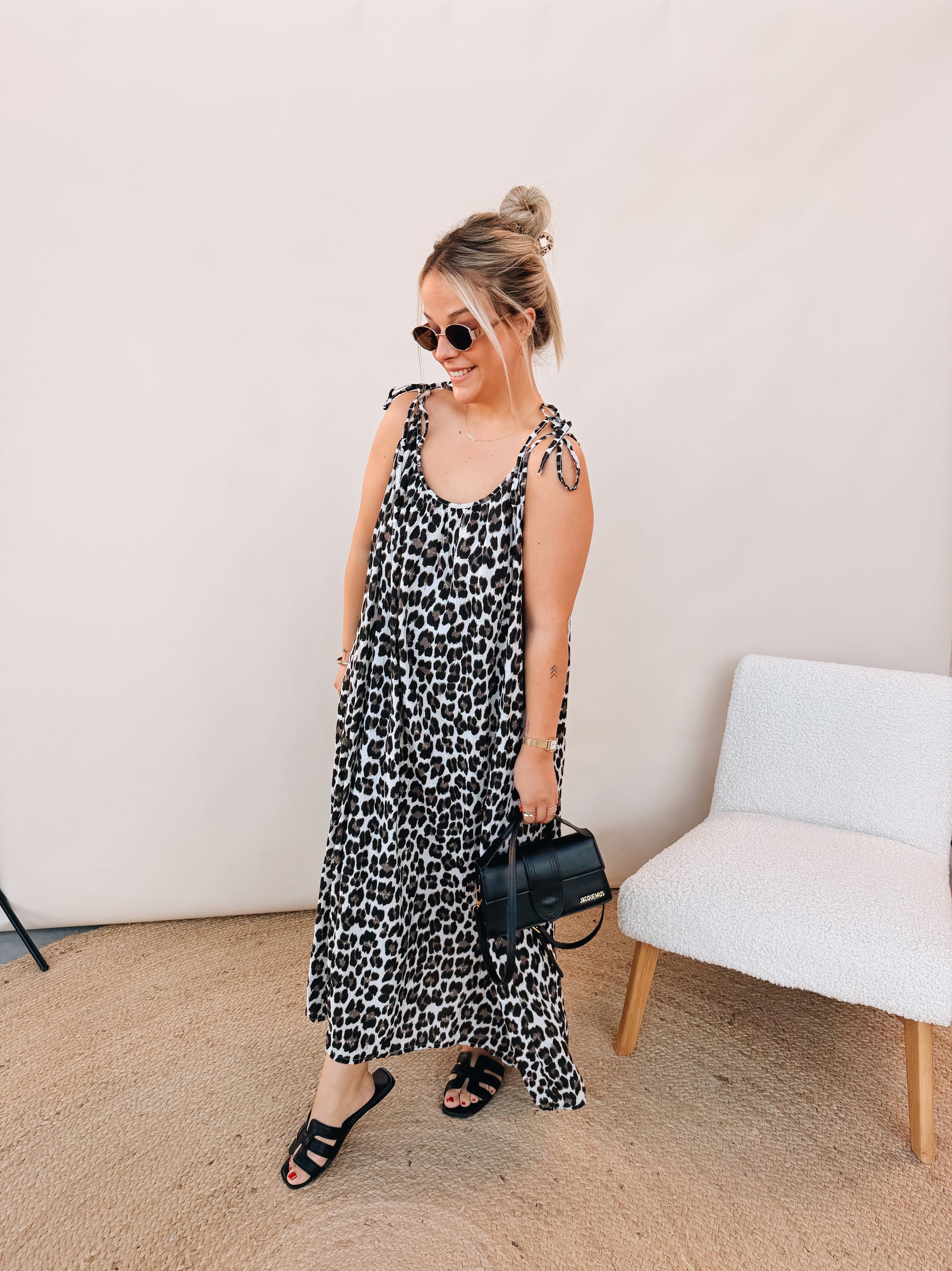 Roos Leopard Jurk Zwart