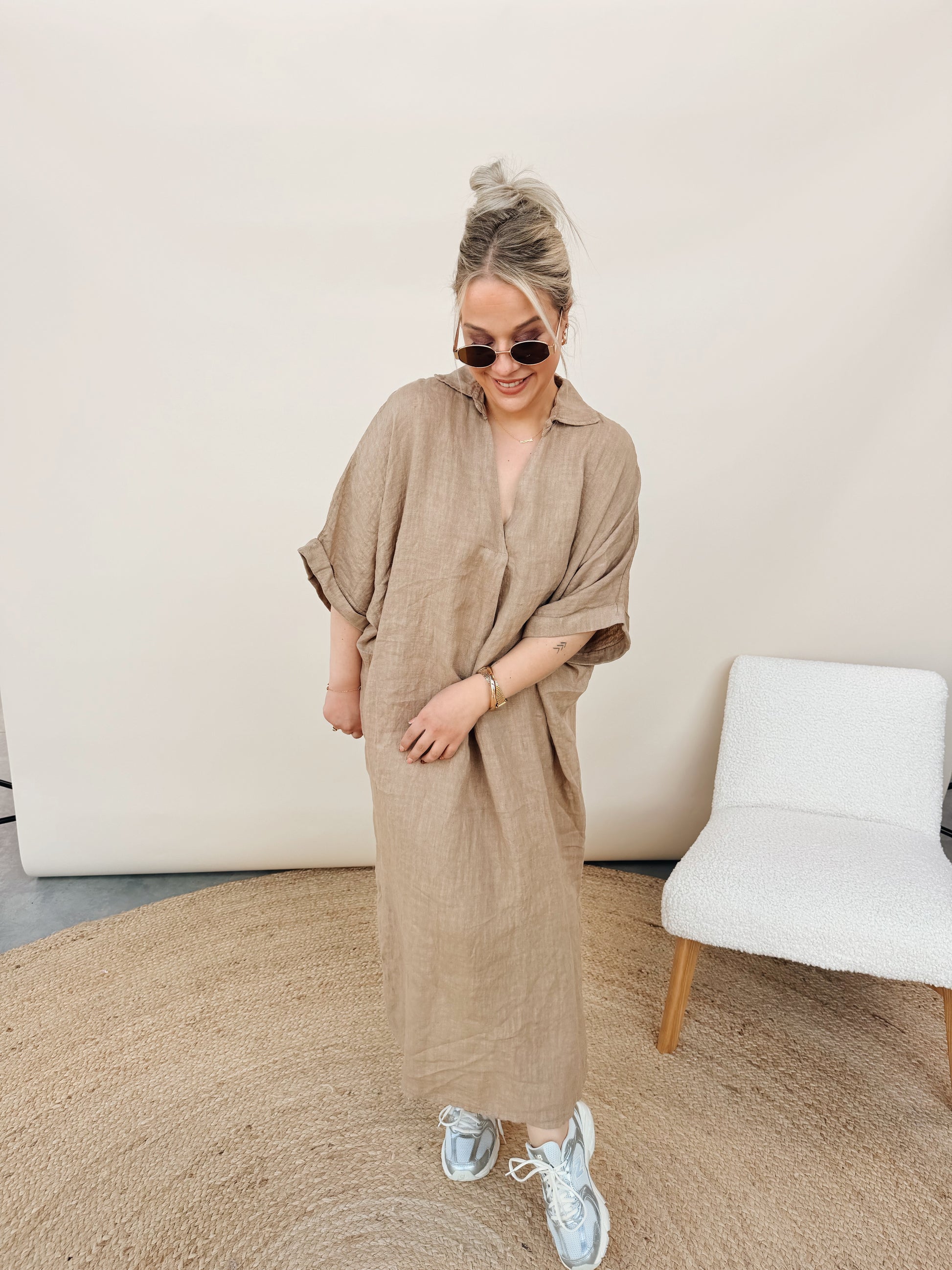 Adeline Jurk Taupe