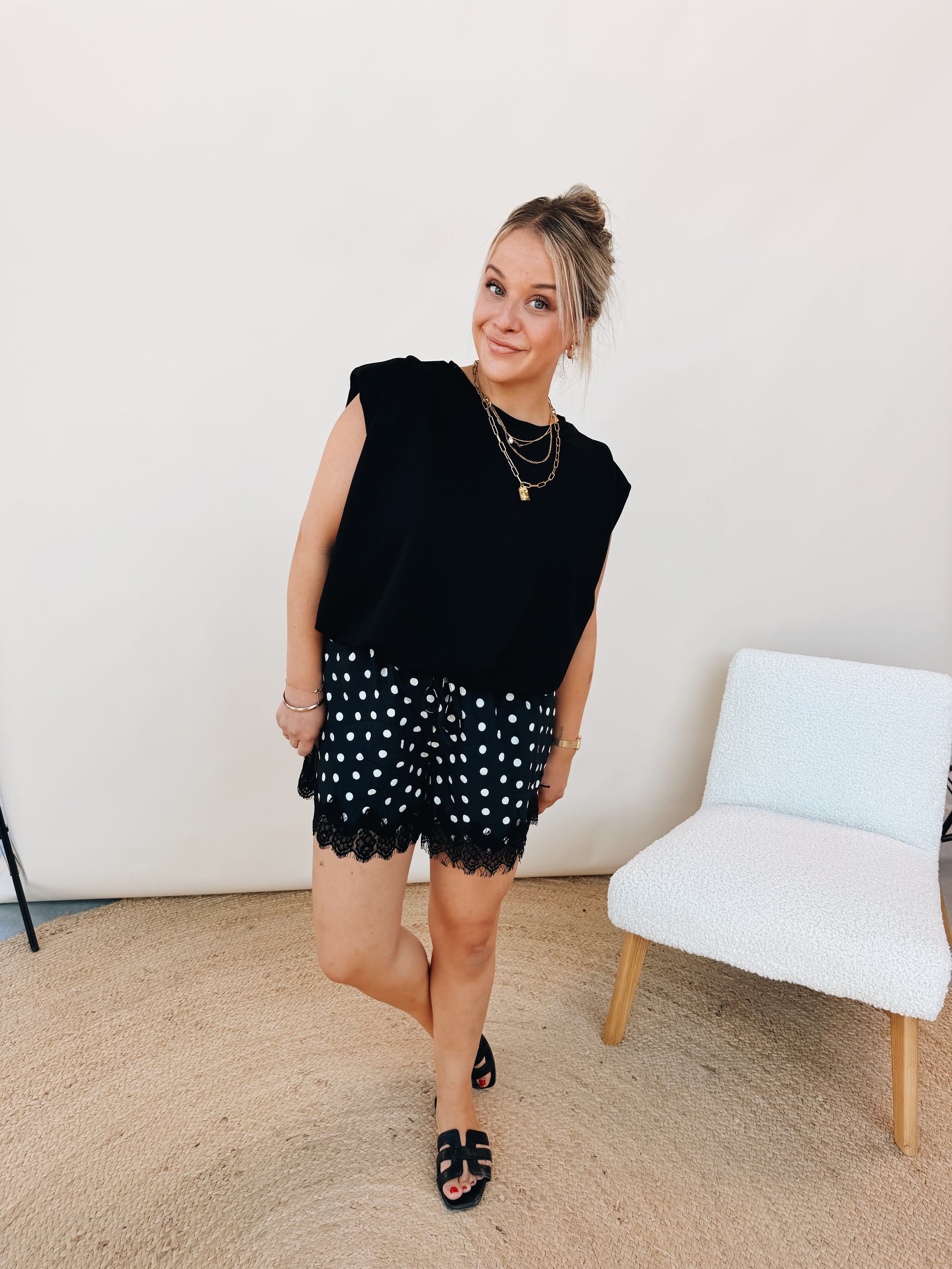 Lucie Dot Short Zwart