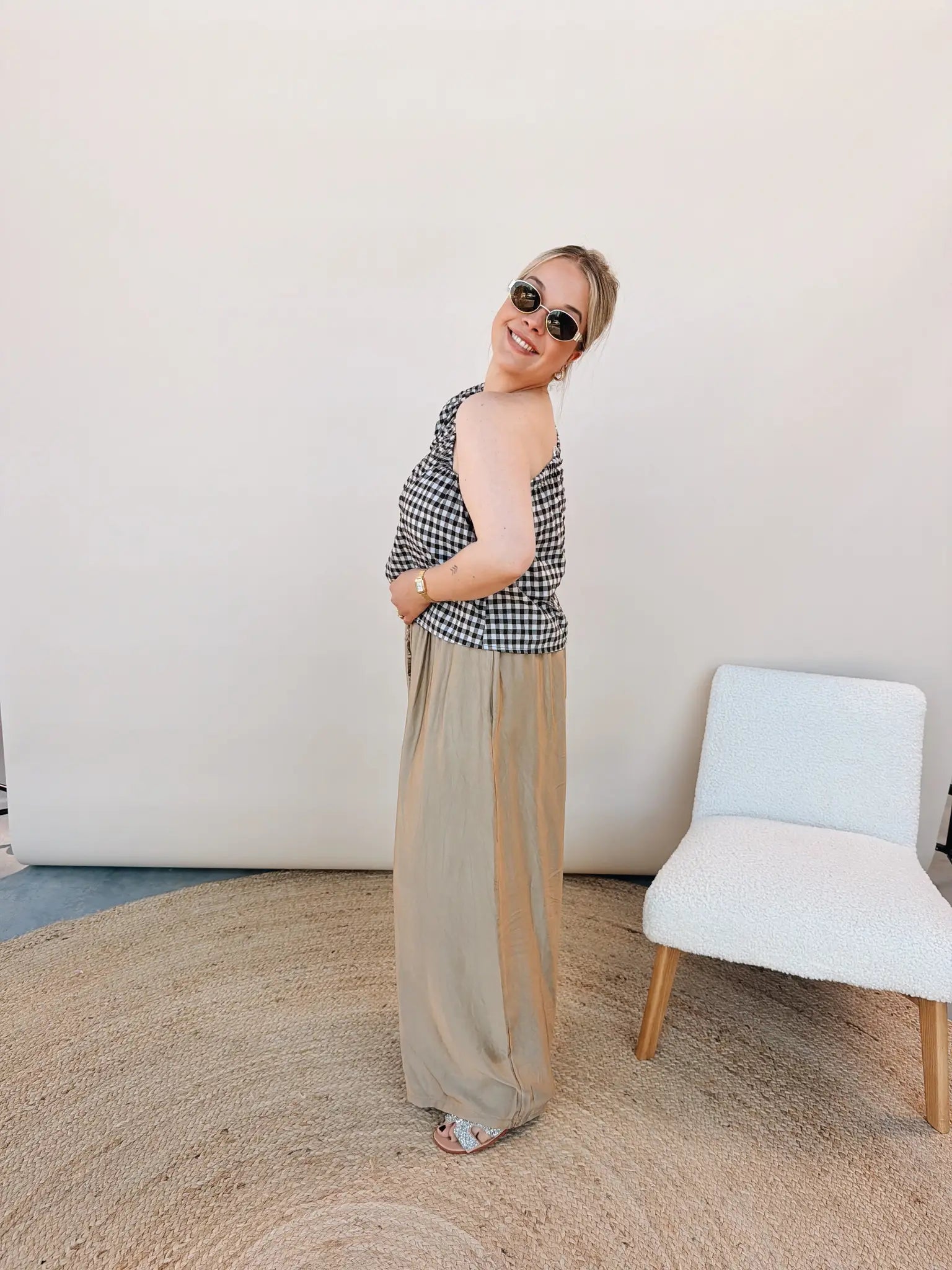 Marieke Off-Shoulder Top Choco