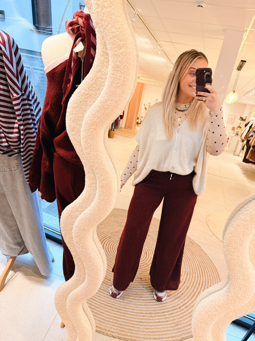 Nadine Pantalon Bordeaux