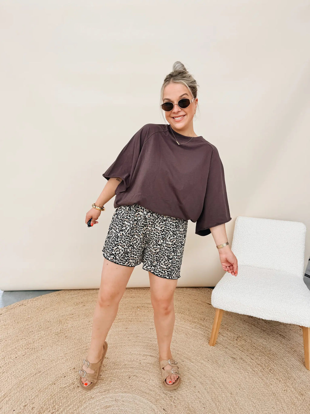 Oona Leopard Short
