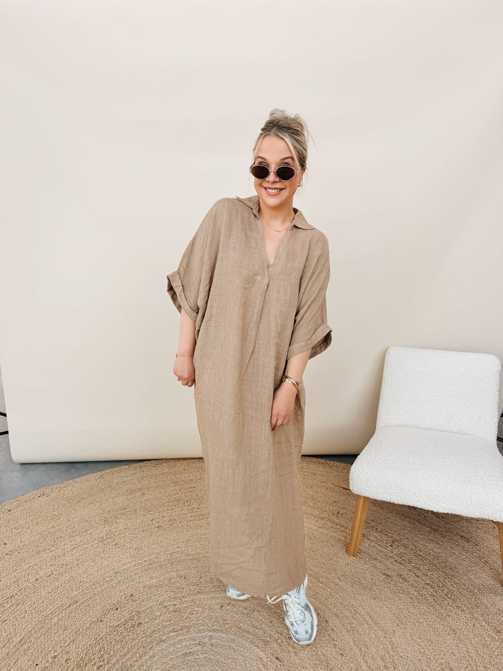 Adeline Jurk Taupe