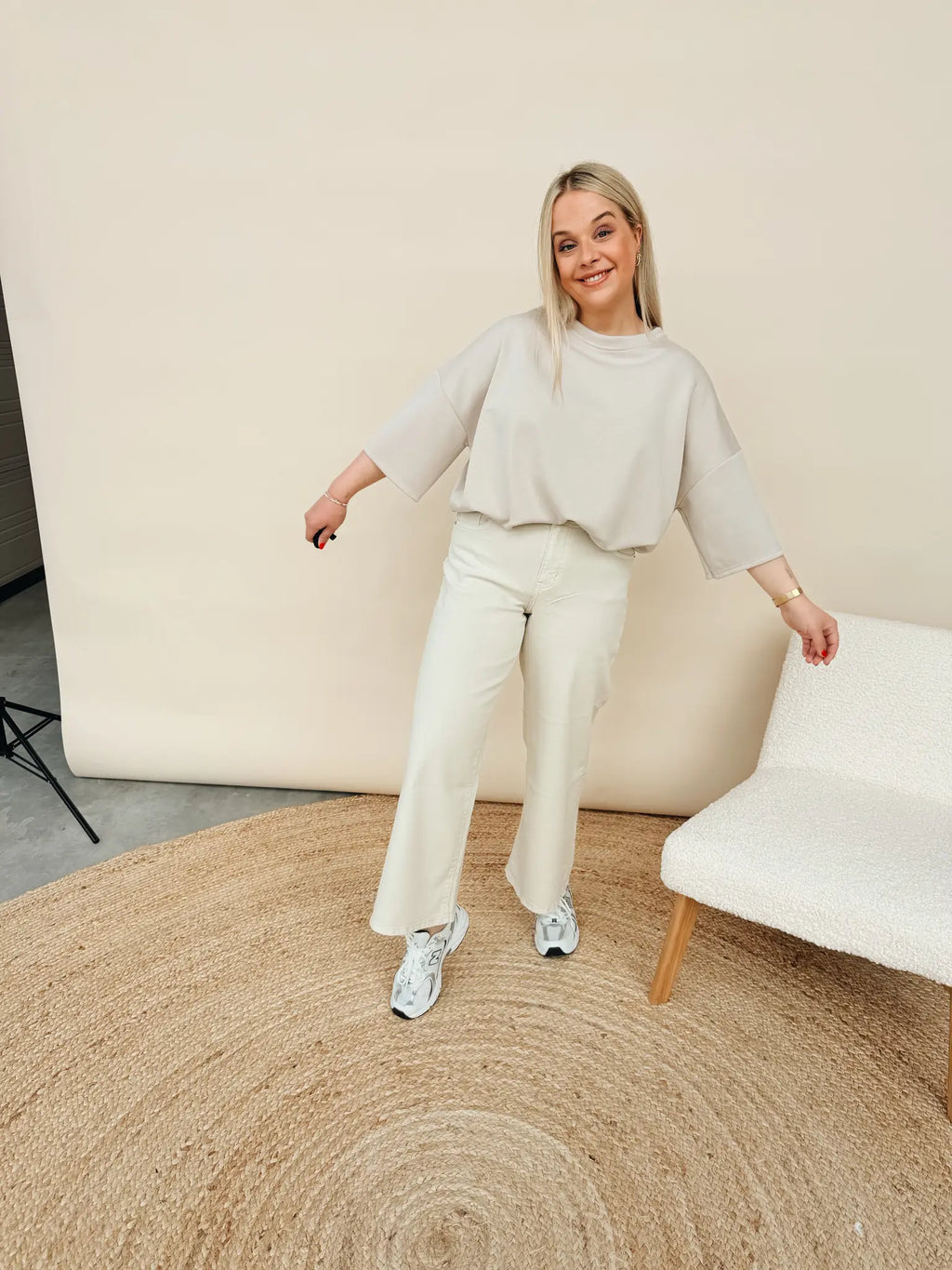 Lara Wide Leg Cropped Jeans Beige