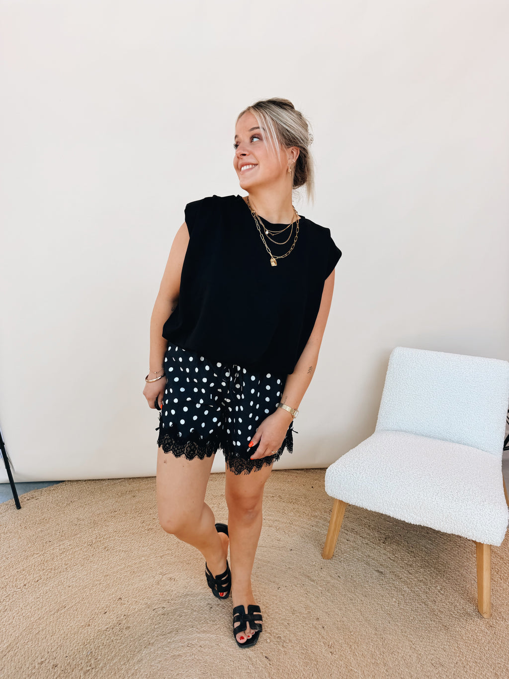 Lucie Dot Short Zwart