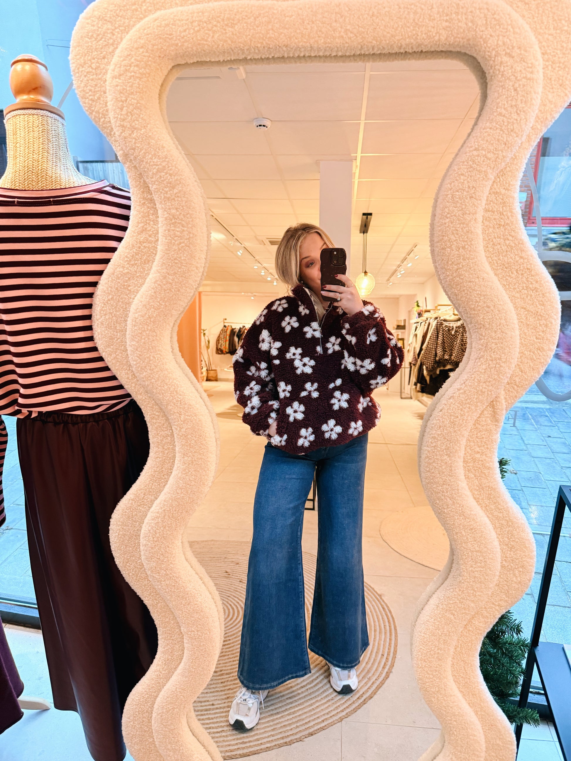 Rae Wide Fit Jeans + Ceinture