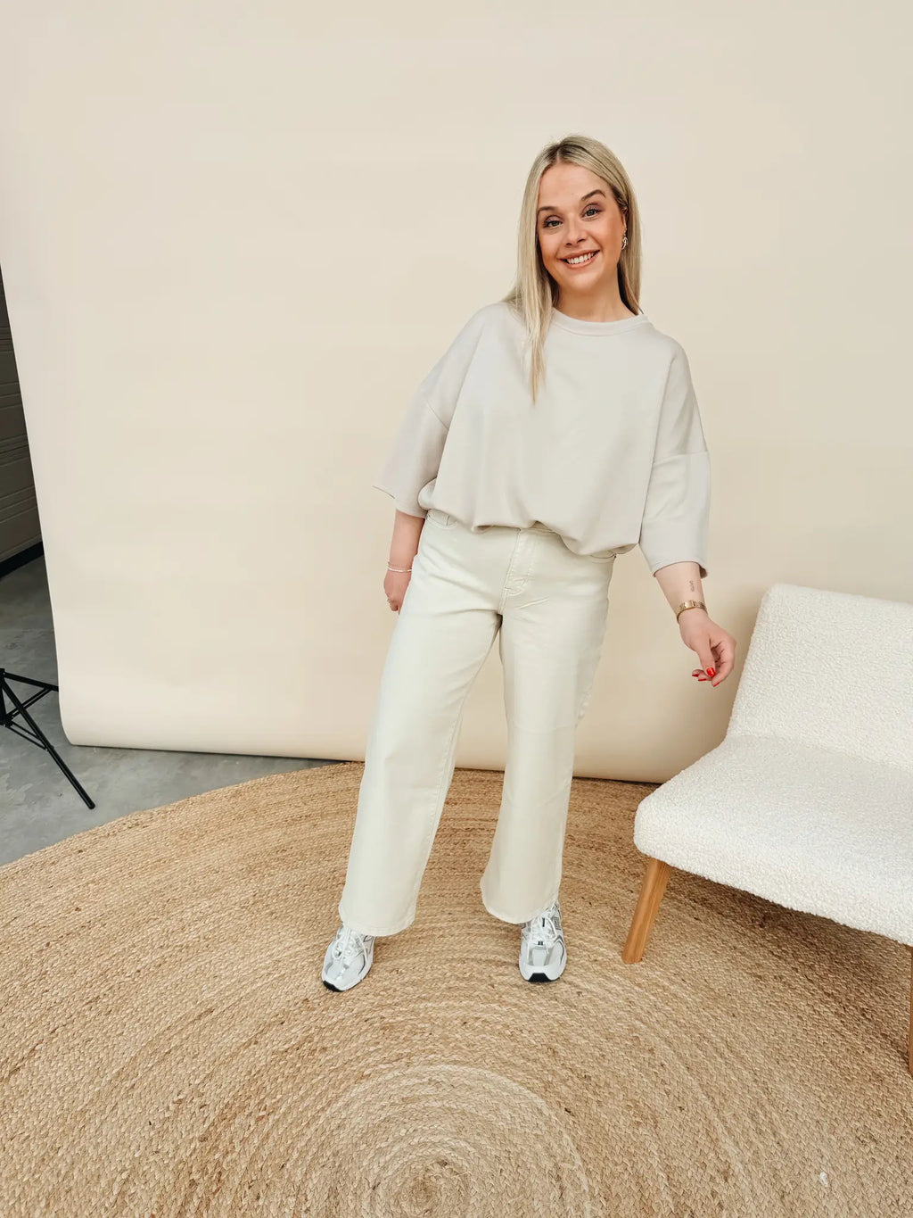 Lara Wide Leg Cropped Jeans Beige