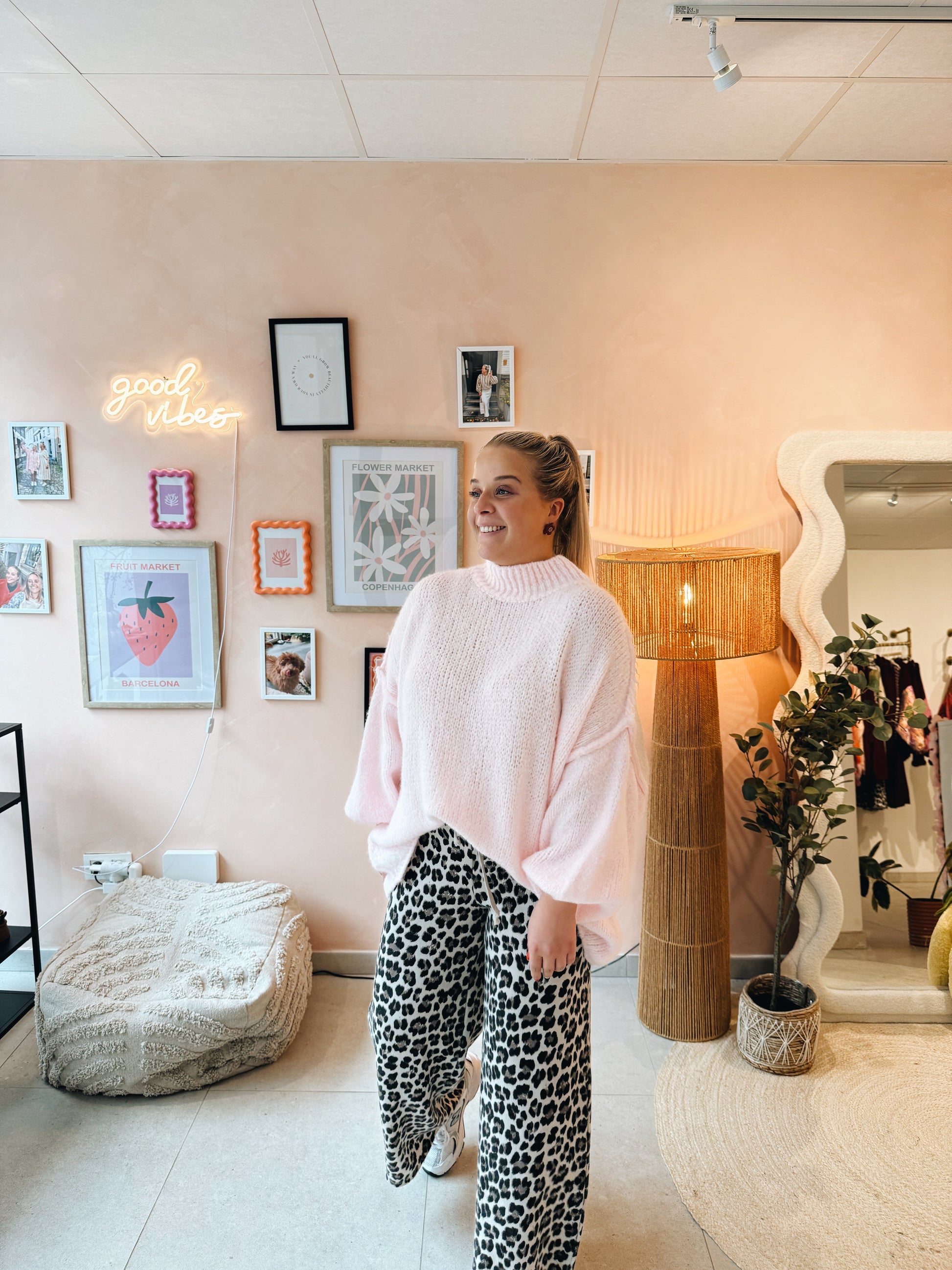 Alix Knit