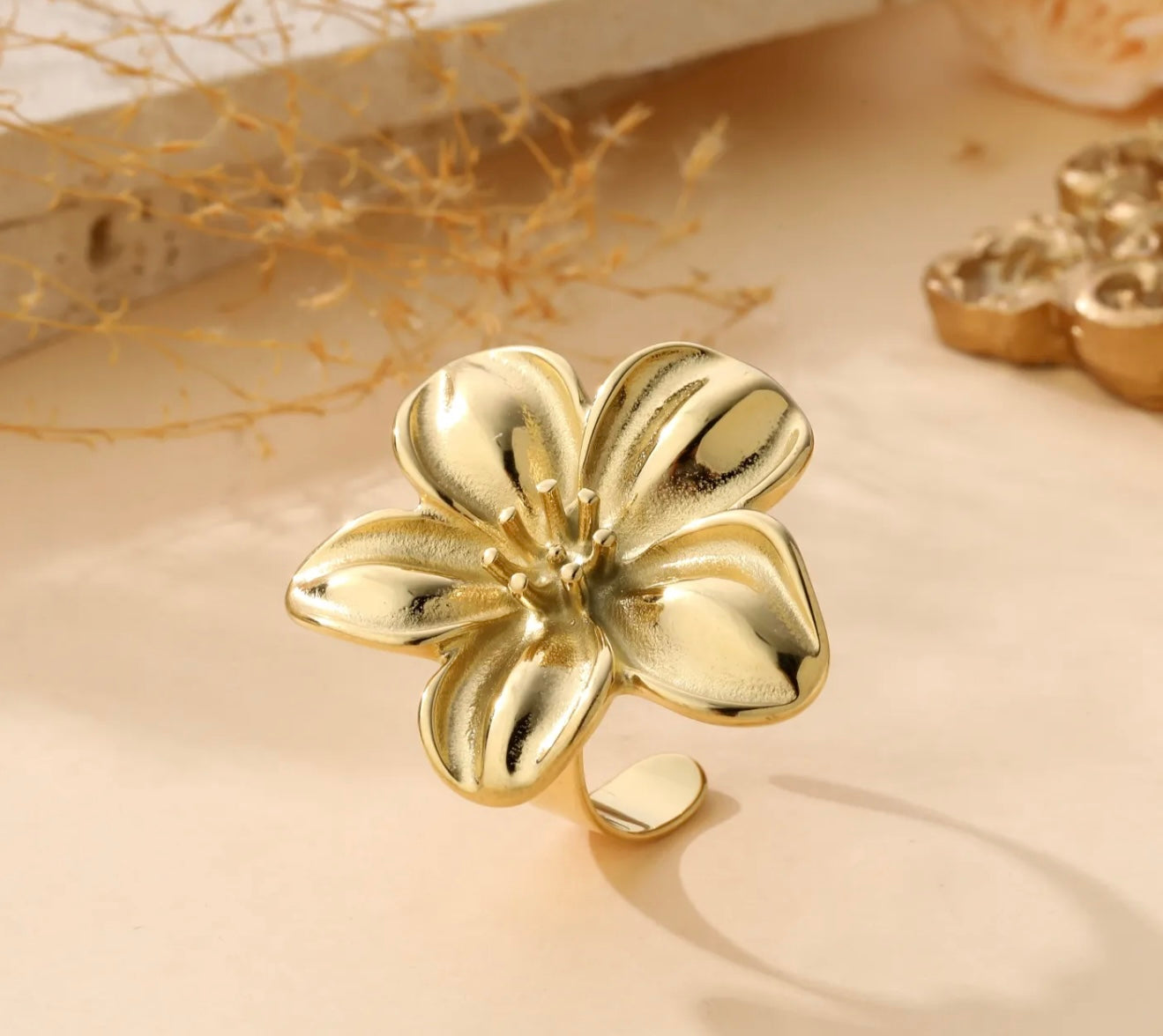 Lot Ring