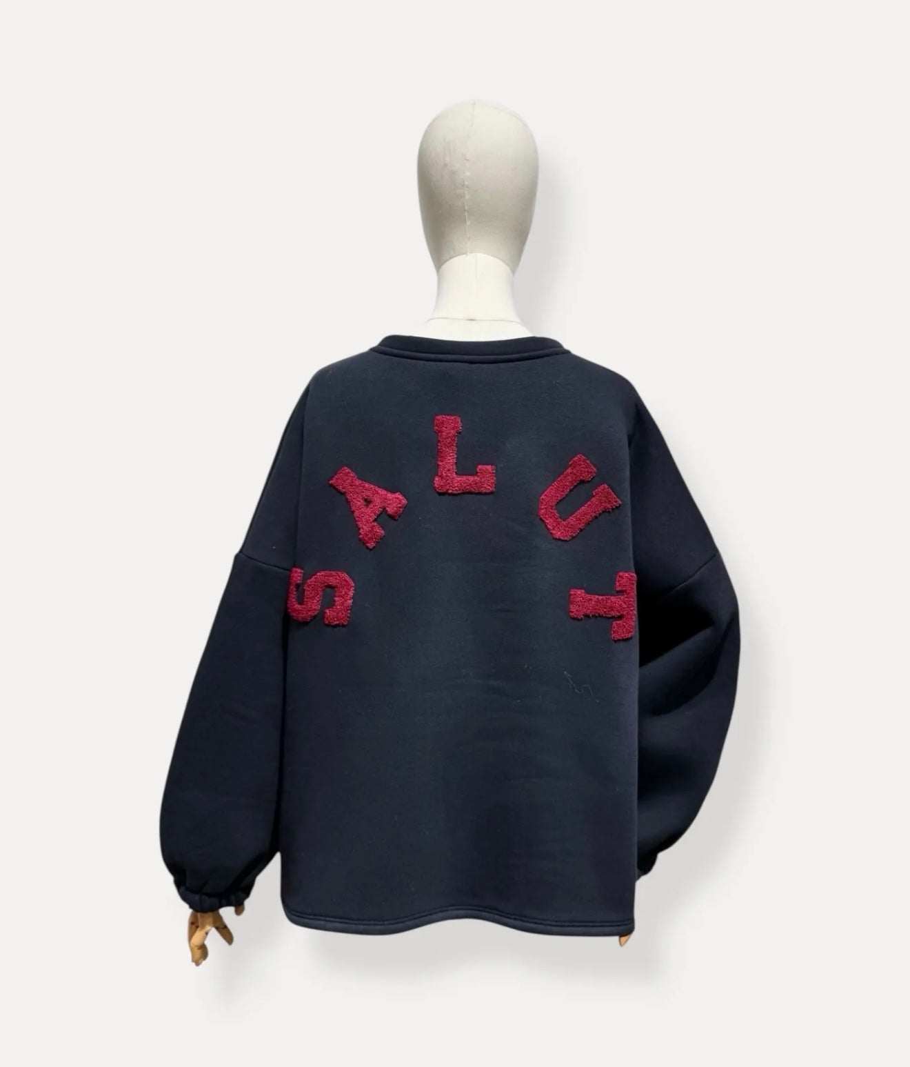 Sweater Salut